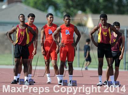 Thumbnail 2 in Los Altos @ West Covina Boys Varsity Track & Field photogallery.