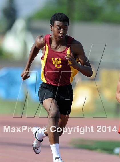 Thumbnail 1 in Los Altos @ West Covina Boys Varsity Track & Field photogallery.