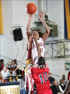Thumbnail 2 in Encina vs. Salesian (Gridley Invitational) photogallery.