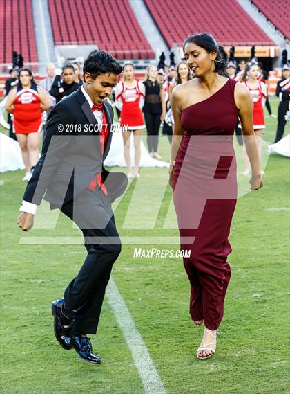 Thumbnail 2 in Santa Clara vs Saratoga (Levi's Stadium Series) photogallery.