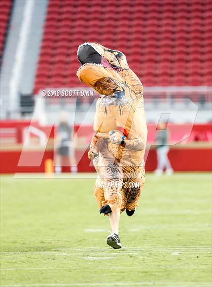 Thumbnail 2 in Santa Clara vs Saratoga (Levi's Stadium Series) photogallery.