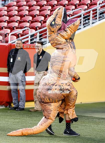 Thumbnail 1 in Santa Clara vs Saratoga (Levi's Stadium Series) photogallery.