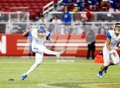 Thumbnail 2 in Santa Clara vs Saratoga (Levi's Stadium Series) photogallery.