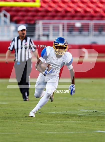 Thumbnail 1 in Santa Clara vs Saratoga (Levi's Stadium Series) photogallery.