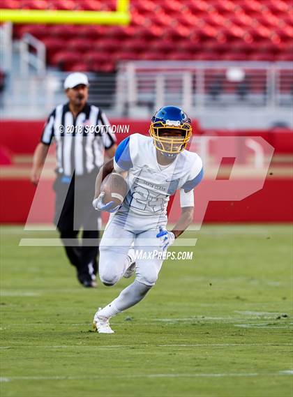 Thumbnail 2 in Santa Clara vs Saratoga (Levi's Stadium Series) photogallery.
