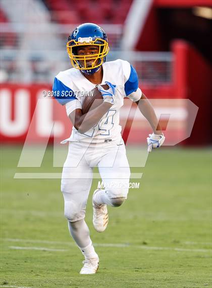 Thumbnail 3 in Santa Clara vs Saratoga (Levi's Stadium Series) photogallery.