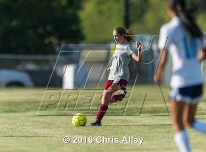 Thumbnail 3 in Dobyns-Bennett @ Sullivan South photogallery.