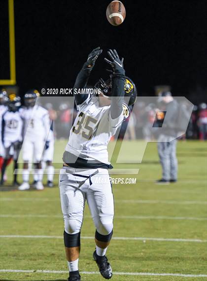 Thumbnail 3 in Dillon @ Gilbert (SCHSL Class AAA Second Round Playoff) photogallery.