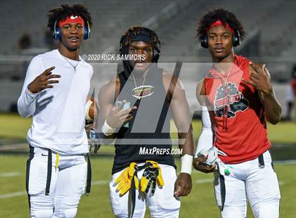 Thumbnail 3 in Dillon @ Gilbert (SCHSL Class AAA Second Round Playoff) photogallery.