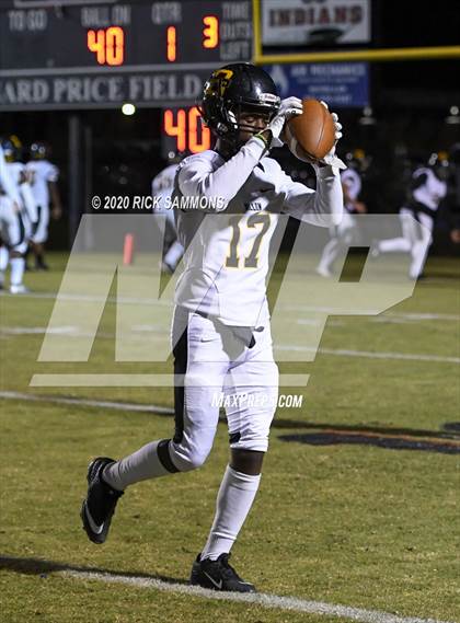 Thumbnail 2 in Dillon @ Gilbert (SCHSL Class AAA Second Round Playoff) photogallery.