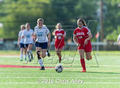 Thumbnail 3 in Sullivan South vs Daniel Boone (Big 7 Conference Jamboree) photogallery.