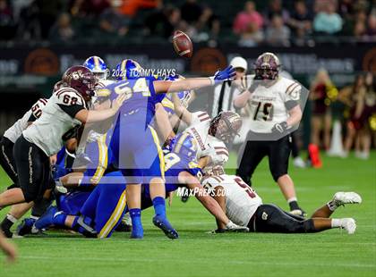 Thumbnail 1 in Whitesboro vs. Brock (UIL 3A Region Final) photogallery.