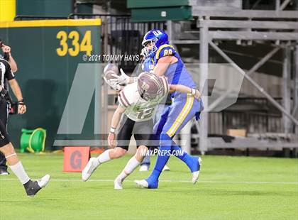 Thumbnail 2 in Whitesboro vs. Brock (UIL 3A Region Final) photogallery.