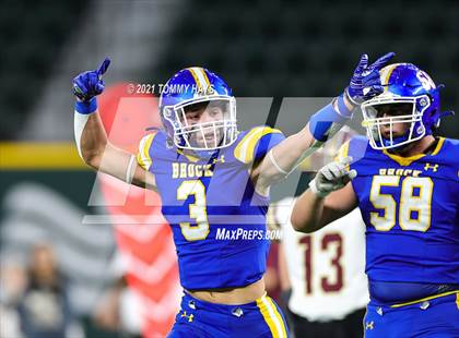 Thumbnail 2 in Whitesboro vs. Brock (UIL 3A Region Final) photogallery.