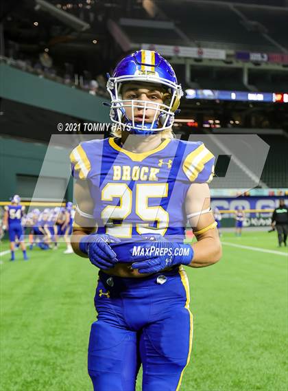 Thumbnail 2 in Whitesboro vs. Brock (UIL 3A Region Final) photogallery.