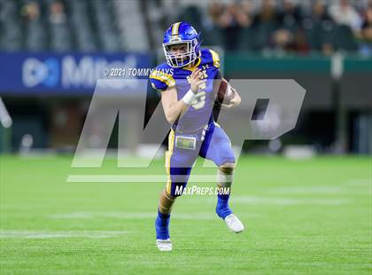 Thumbnail 2 in Whitesboro vs. Brock (UIL 3A Region Final) photogallery.