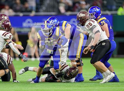Thumbnail 1 in Whitesboro vs. Brock (UIL 3A Region Final) photogallery.