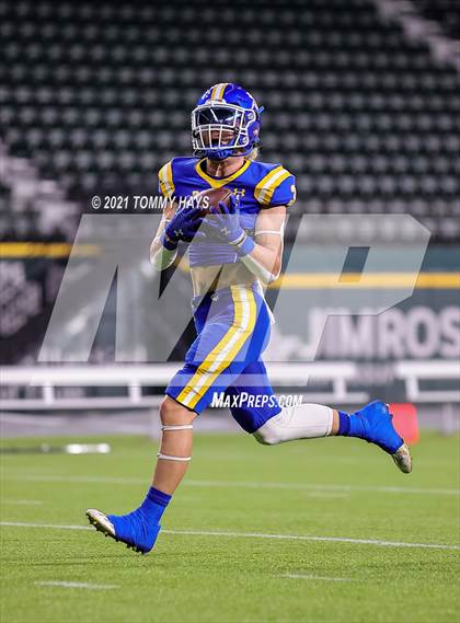 Thumbnail 3 in Whitesboro vs. Brock (UIL 3A Region Final) photogallery.