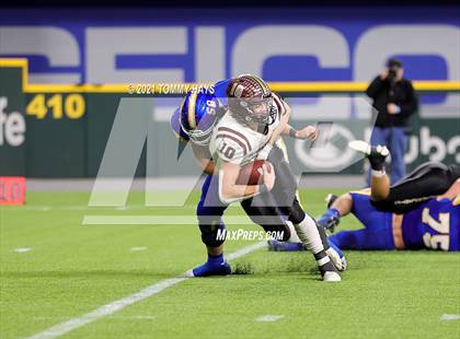 Thumbnail 2 in Whitesboro vs. Brock (UIL 3A Region Final) photogallery.