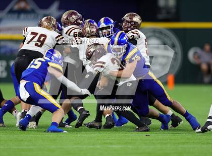 Thumbnail 1 in Whitesboro vs. Brock (UIL 3A Region Final) photogallery.