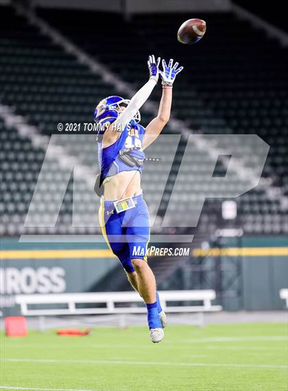 Thumbnail 1 in Whitesboro vs. Brock (UIL 3A Region Final) photogallery.