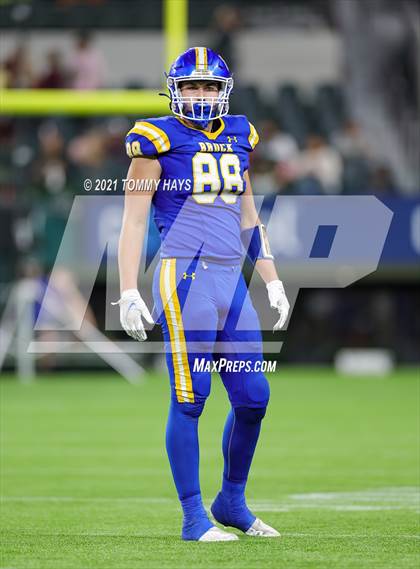 Thumbnail 1 in Whitesboro vs. Brock (UIL 3A Region Final) photogallery.