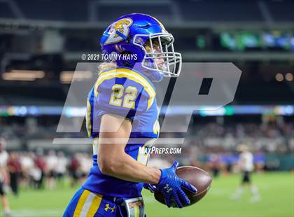 Thumbnail 2 in Whitesboro vs. Brock (UIL 3A Region Final) photogallery.