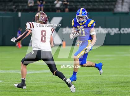 Thumbnail 1 in Whitesboro vs. Brock (UIL 3A Region Final) photogallery.