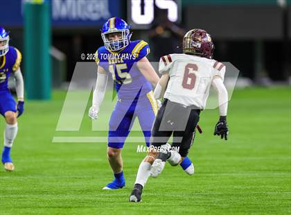 Thumbnail 3 in Whitesboro vs. Brock (UIL 3A Region Final) photogallery.