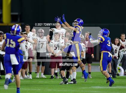 Thumbnail 1 in Whitesboro vs. Brock (UIL 3A Region Final) photogallery.