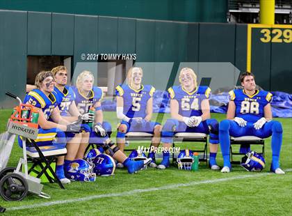 Thumbnail 1 in Whitesboro vs. Brock (UIL 3A Region Final) photogallery.