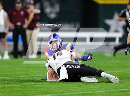 Thumbnail 1 in Whitesboro vs. Brock (UIL 3A Region Final) photogallery.