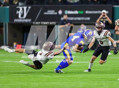 Thumbnail 3 in Whitesboro vs. Brock (UIL 3A Region Final) photogallery.