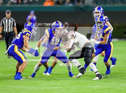 Thumbnail 3 in Whitesboro vs. Brock (UIL 3A Region Final) photogallery.