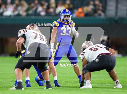 Thumbnail 3 in Whitesboro vs. Brock (UIL 3A Region Final) photogallery.