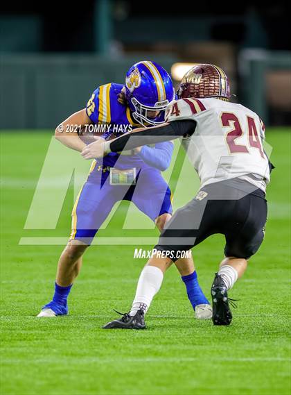 Thumbnail 1 in Whitesboro vs. Brock (UIL 3A Region Final) photogallery.