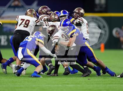Thumbnail 2 in Whitesboro vs. Brock (UIL 3A Region Final) photogallery.
