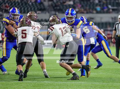 Thumbnail 2 in Whitesboro vs. Brock (UIL 3A Region Final) photogallery.
