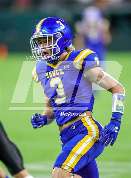Thumbnail 1 in Whitesboro vs. Brock (UIL 3A Region Final) photogallery.