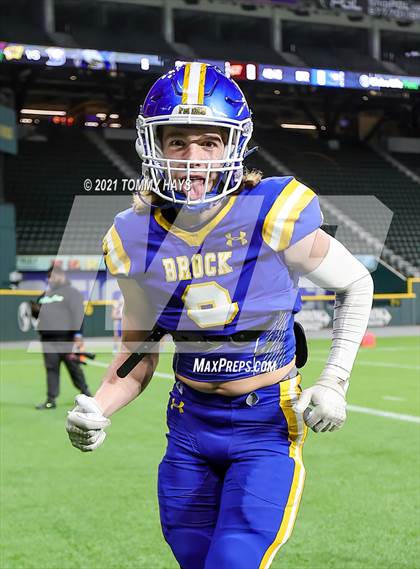 Thumbnail 1 in Whitesboro vs. Brock (UIL 3A Region Final) photogallery.