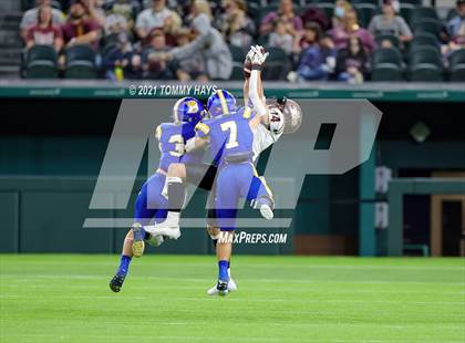 Thumbnail 3 in Whitesboro vs. Brock (UIL 3A Region Final) photogallery.