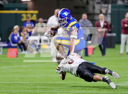 Thumbnail 2 in Whitesboro vs. Brock (UIL 3A Region Final) photogallery.