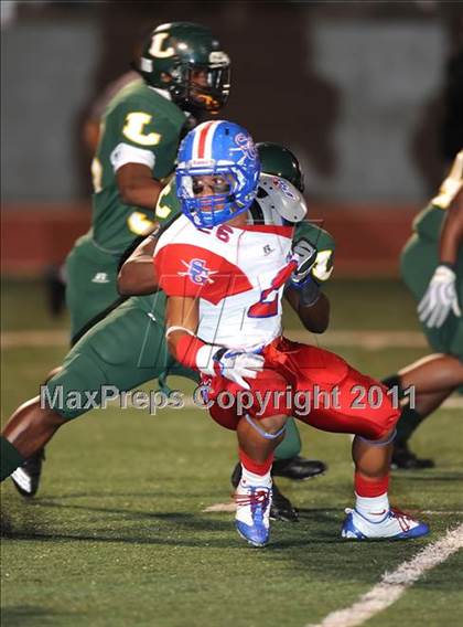 Thumbnail 1 in South Garland vs. Longview (5A Division 2 Region 2 Area Playoffs) photogallery.