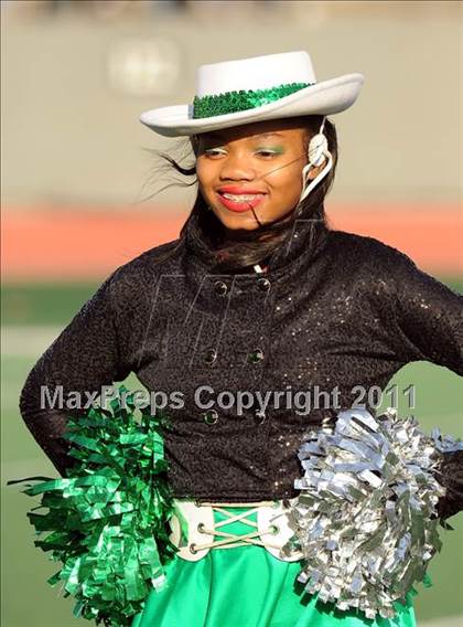 Thumbnail 1 in South Garland vs. Longview (5A Division 2 Region 2 Area Playoffs) photogallery.