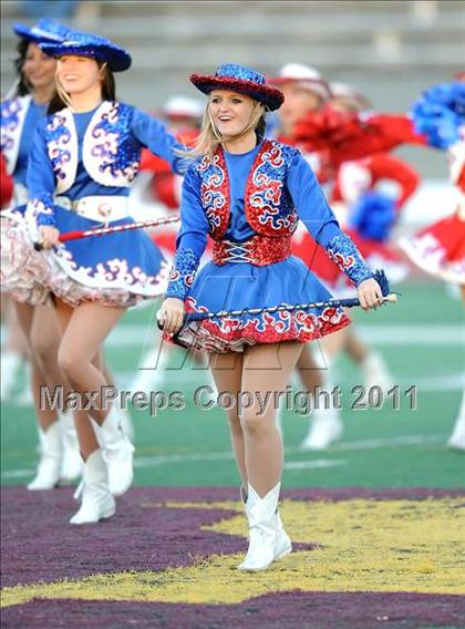 Thumbnail 3 in South Garland vs. Longview (5A Division 2 Region 2 Area Playoffs) photogallery.