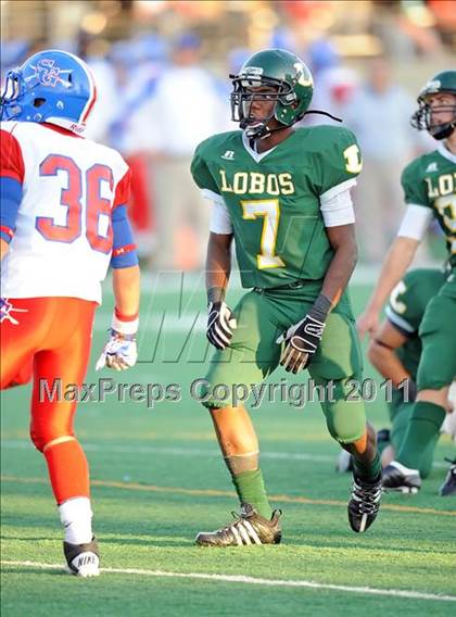 Thumbnail 1 in South Garland vs. Longview (5A Division 2 Region 2 Area Playoffs) photogallery.