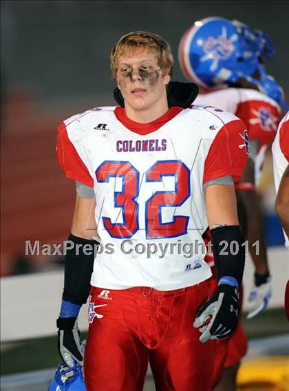 Thumbnail 2 in South Garland vs. Longview (5A Division 2 Region 2 Area Playoffs) photogallery.