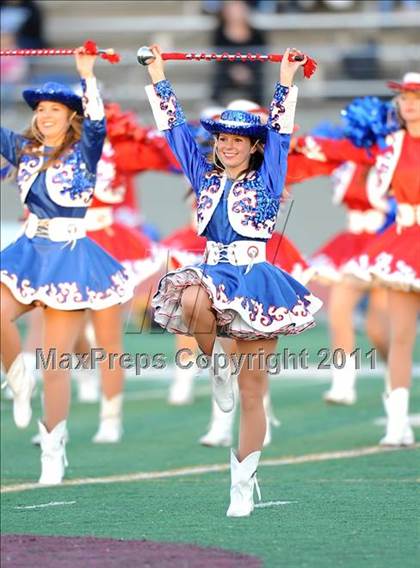 Thumbnail 1 in South Garland vs. Longview (5A Division 2 Region 2 Area Playoffs) photogallery.