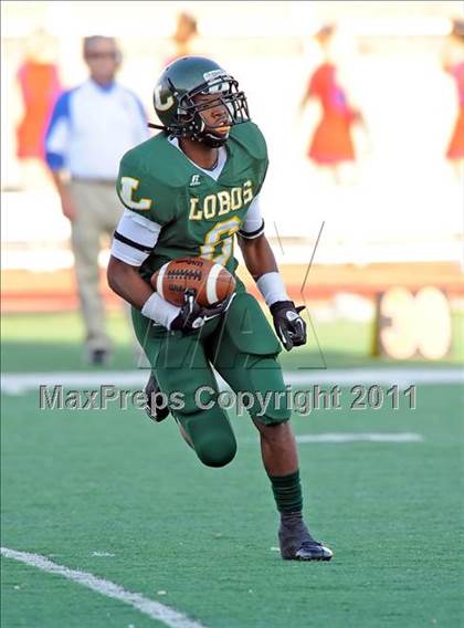 Thumbnail 3 in South Garland vs. Longview (5A Division 2 Region 2 Area Playoffs) photogallery.