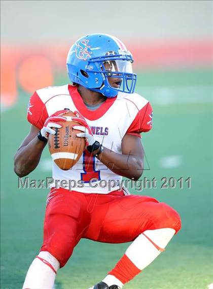 Thumbnail 3 in South Garland vs. Longview (5A Division 2 Region 2 Area Playoffs) photogallery.